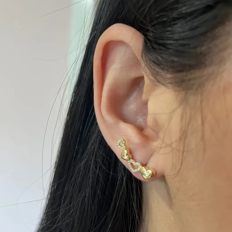 Brinco Ear Cuff Corações